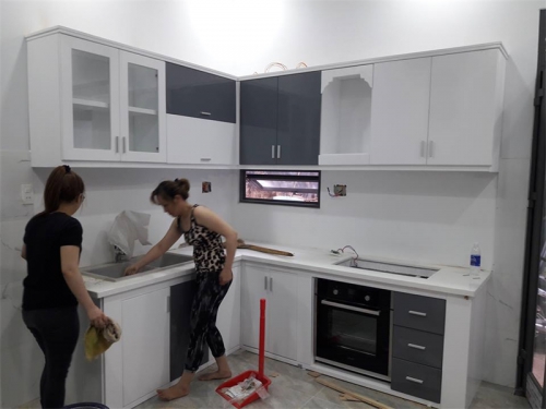Xưởng mộc làm tủ bếp hiện đại quận 4
