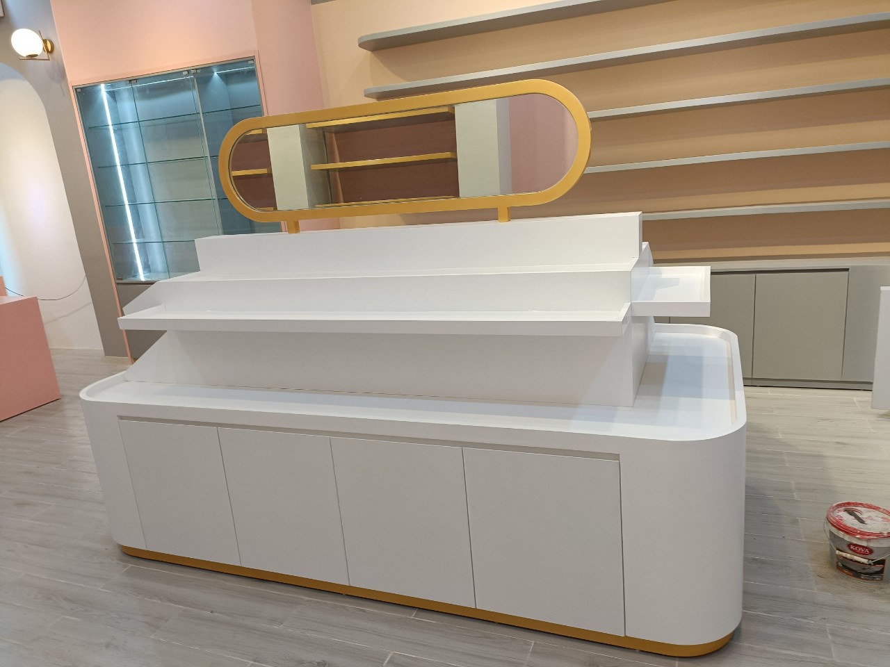 Xưởng đóng tủ trang trí theo yêu cầu uy tín tại tpHCM