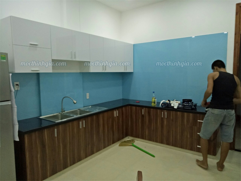 Xưởng Mộc Thịnh Gia thi công đóng tủ bếp giá rẻ Quận 12